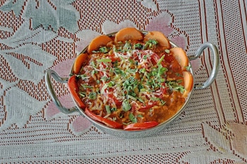 hotel ashoka nakki lake 450 metre