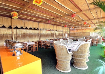 hotel ashoka nakki lake 450 metre