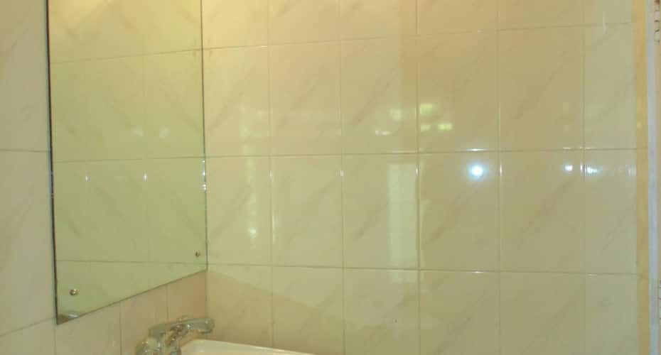 Hotel Prashant,Near Mall Road,3 star