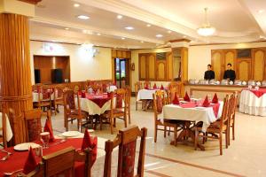 Himland East,Jutogh>>Shimla,3 star
