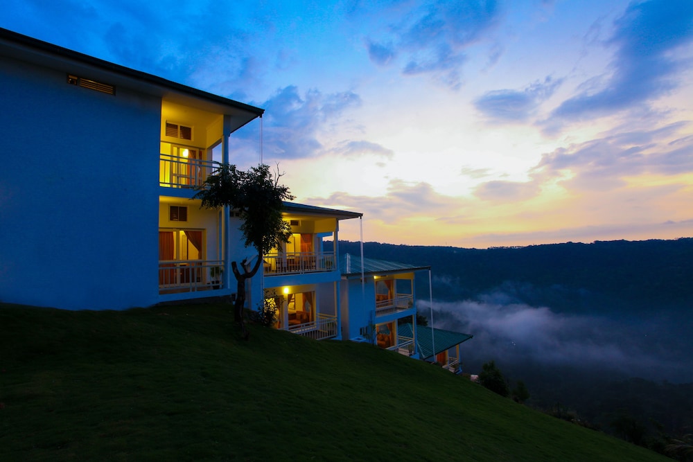 the wind munnar