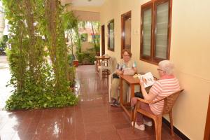 Siva Guest House,Kanchipuram>>Chennai,1 star