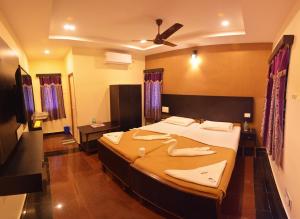 Siva Guest House,Kanchipuram>>Chennai,1 star
