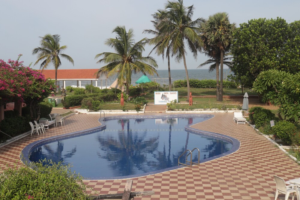 golden sun beach resort