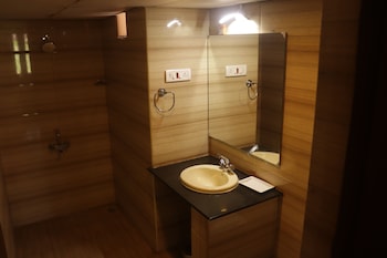 golden sun beach resort