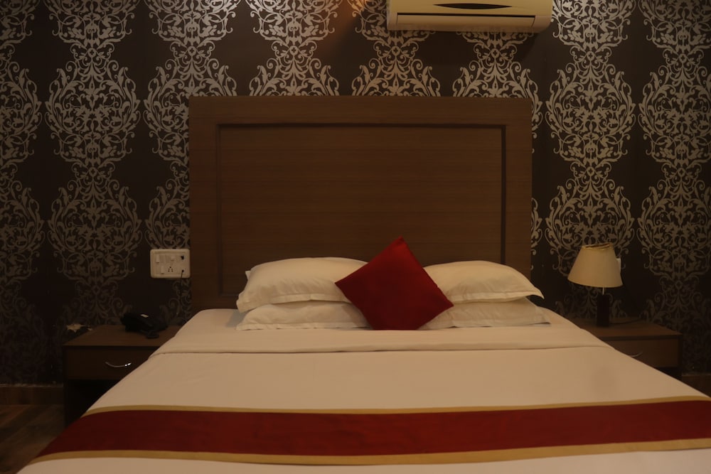 golden sun beach resort