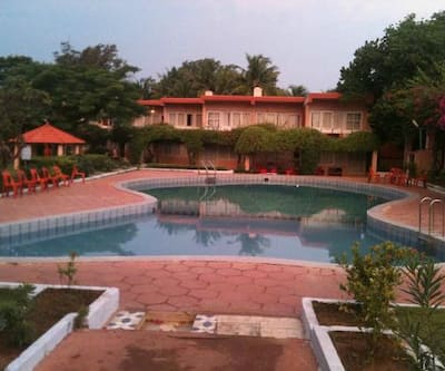 Golden Sun Beach Resort,Thiruvanmiyur,4 star