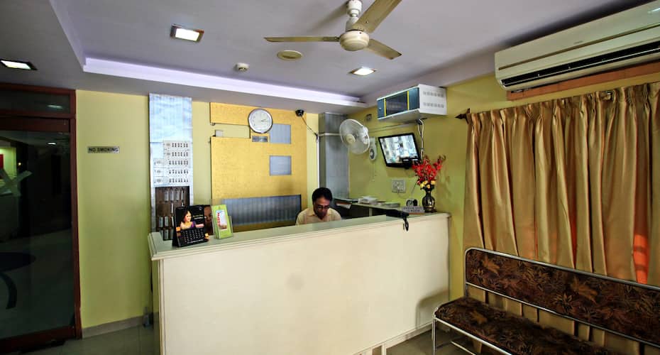 d k international hotel
