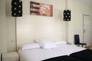 aparthotel novo sancti petri