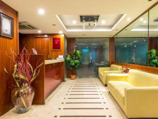 octave suites residency road