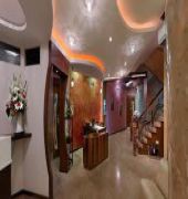 octave suites residency road