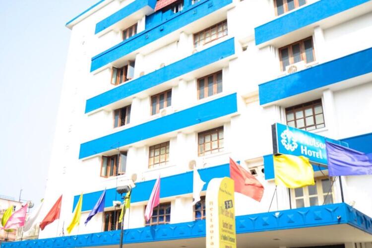 paulson park hotel