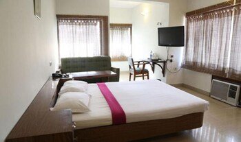 Hotel Karthiyayini,Chempu>>Alappuzha,3 star