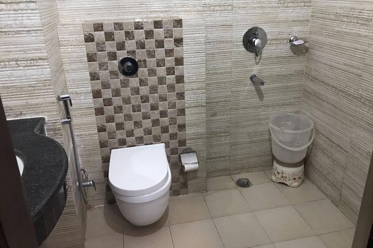 Hotel Varanasi Palace Varanasi,Varanasi Cantt Station,3 star