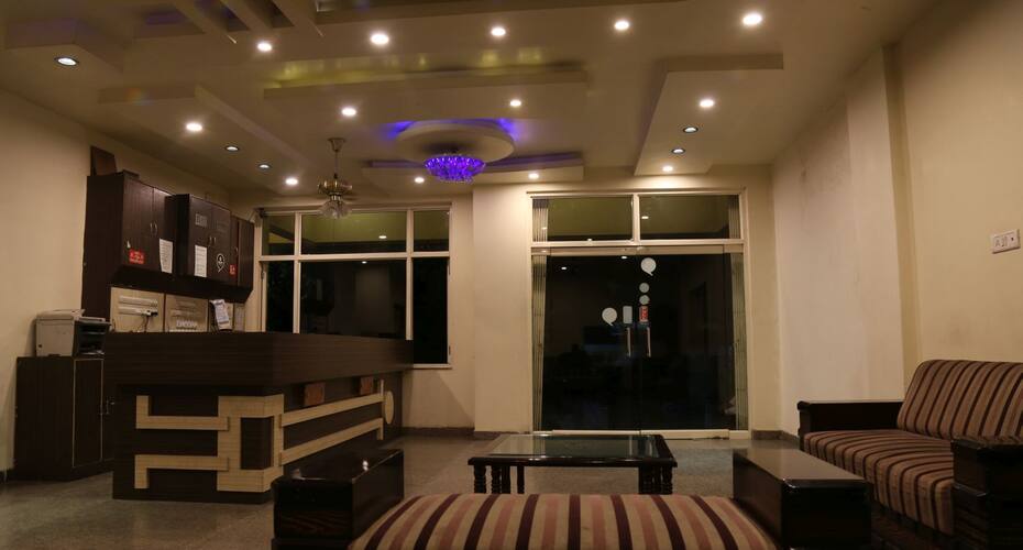 Vatsalya Vihar,City Railway Station,4 star