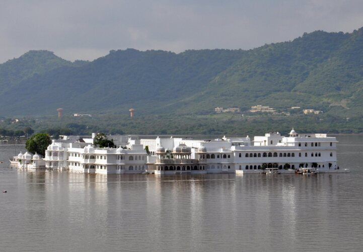 devi vilas guest house