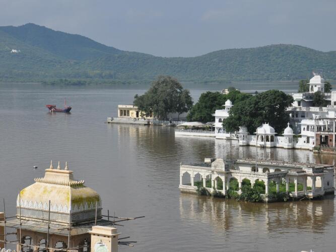 devi vilas guest house