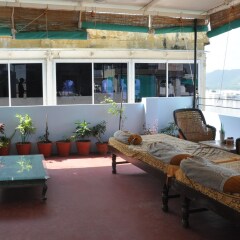devi vilas guest house