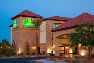La Quinta Inn & Suites Las Vegas Airport South,Mccarran International Airport>>Downtown Las Vegas,3 star