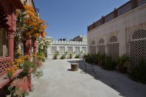 Rawla Mrignayani Palace,Rajasthan>>Jaipur,3 star