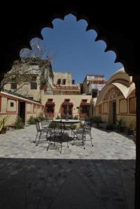Rawla Mrignayani Palace,Rajasthan>>Jaipur,3 star