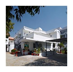 pratap bhawan home stay