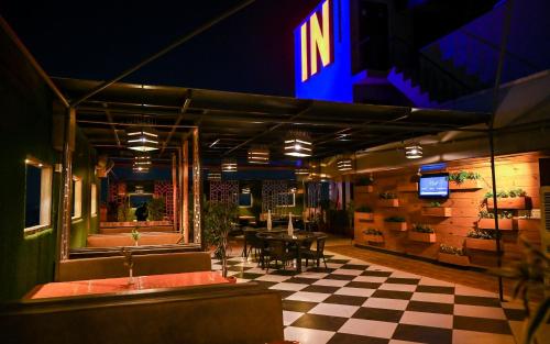 hotel shyam paradise