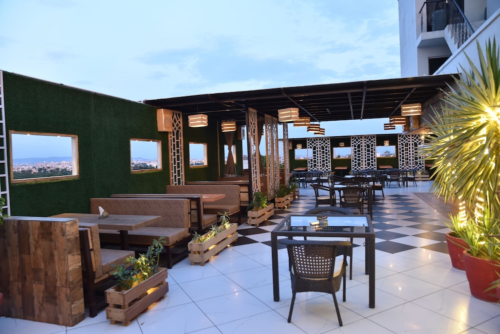 hotel shyam paradise