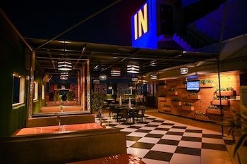 hotel shyam paradise