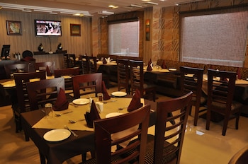 hotel shyam paradise