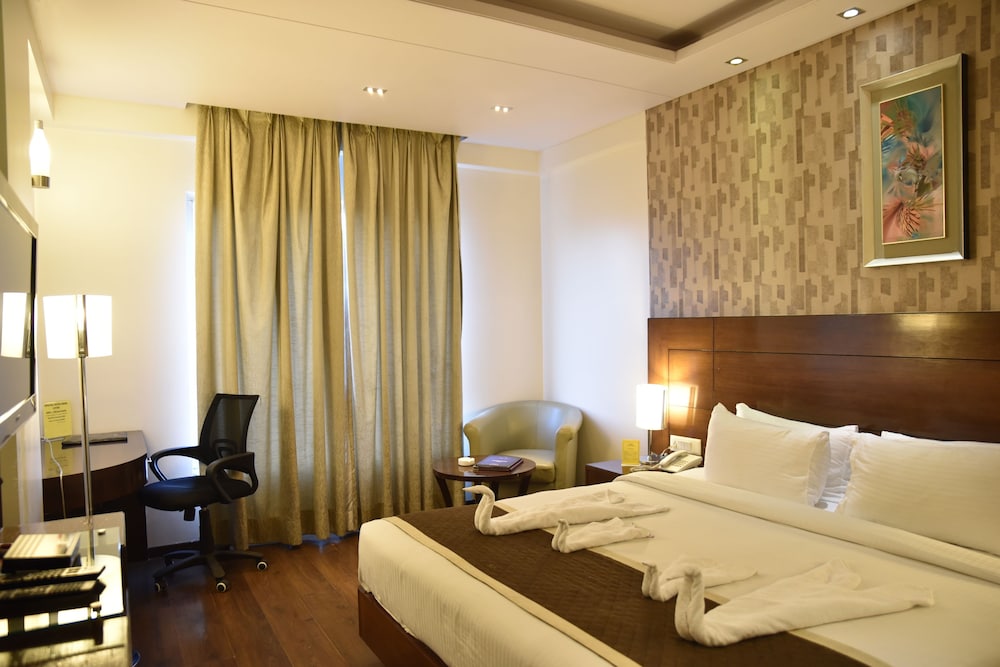 hotel shyam paradise