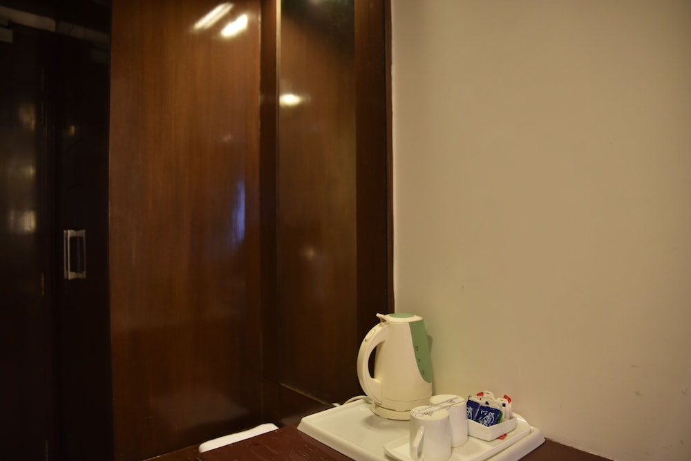 hotel shyam paradise