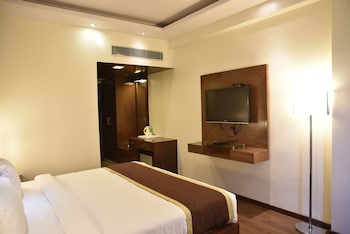 hotel shyam paradise