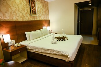 hotel shyam paradise