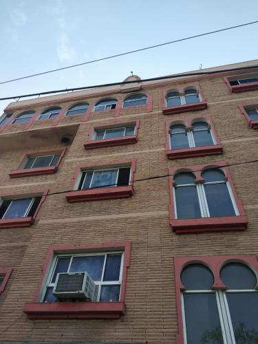 Hotel Purohit Sindhi Camp,City Centre-Near Railway/Bus Terminus,3 star