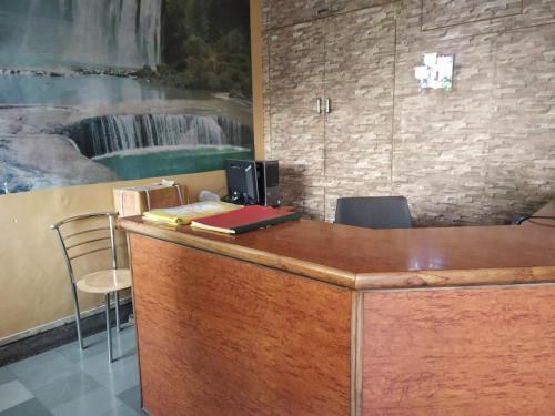 Hotel Purohit Sindhi Camp,City Centre-Near Railway/Bus Terminus,3 star
