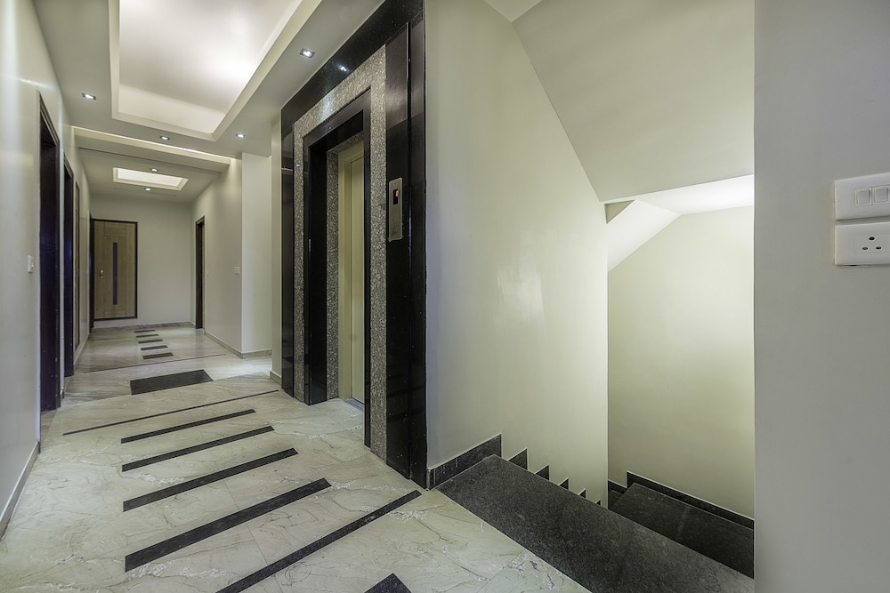 hotel aroma residency