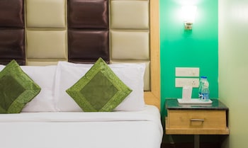 hotel aroma residency