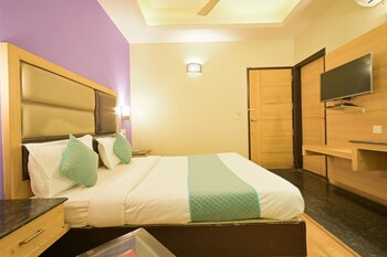 hotel aroma residency