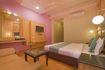 hotel aroma residency