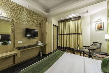 hotel aroma residency