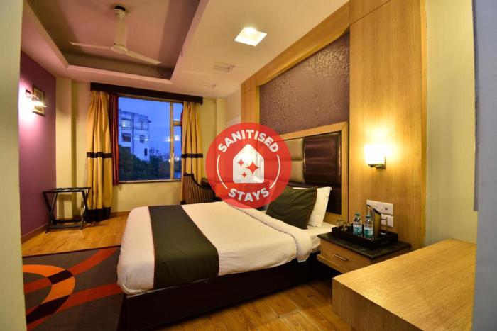 hotel aroma residency