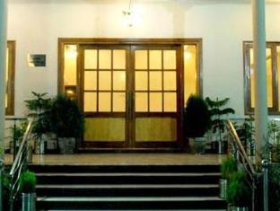 Chandra Pushp Palace,Belanganj>>Agra,1 star
