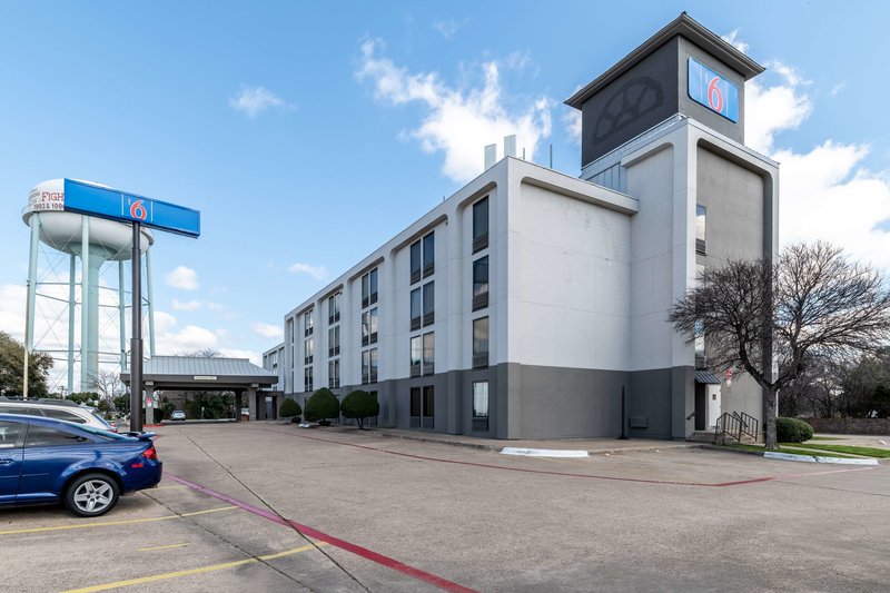 Motel 6 Lewisville, Tx - Medical City