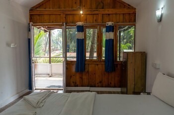 hitide beach resort