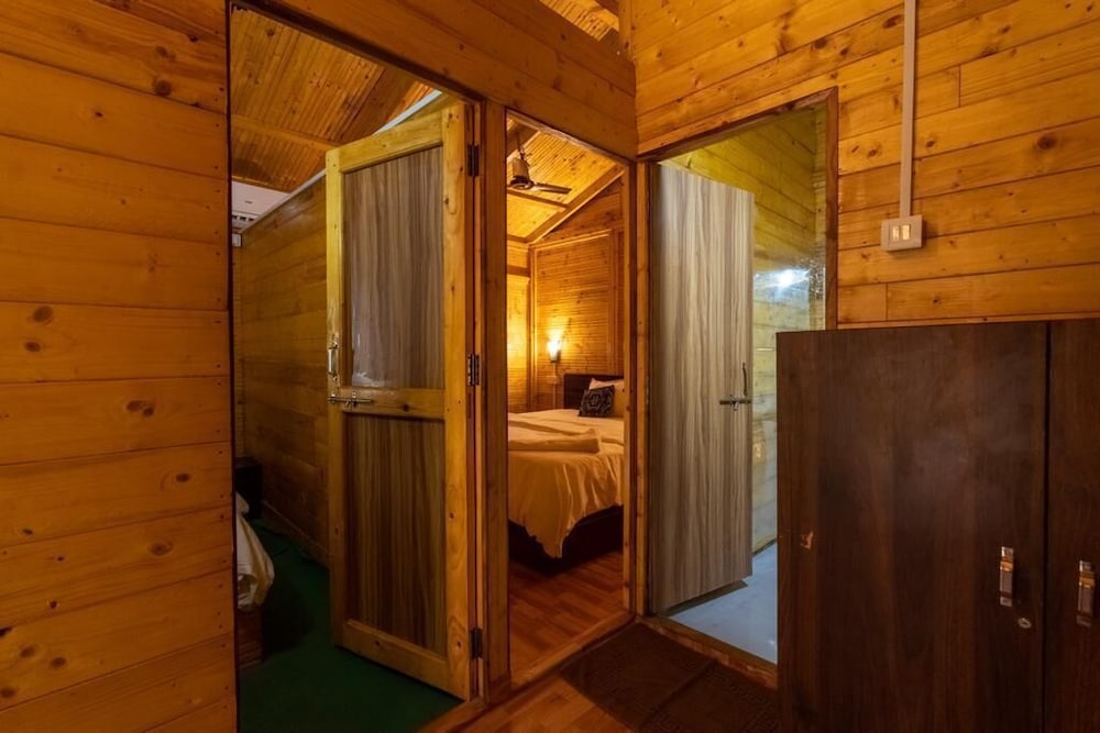 hitide beach resort