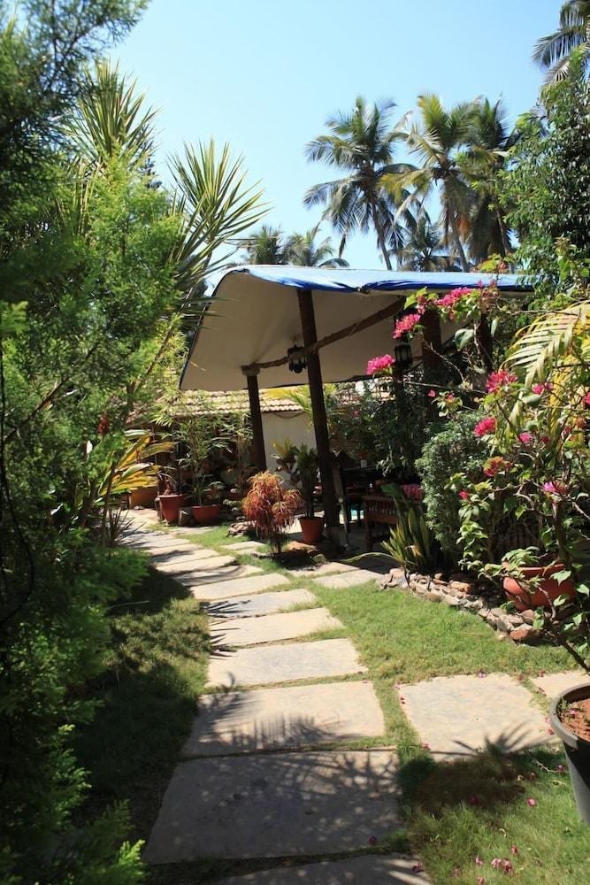 hitide beach resort