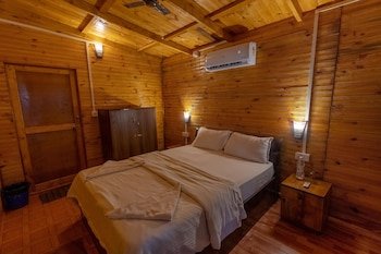 hitide beach resort