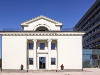 Hotel-Img