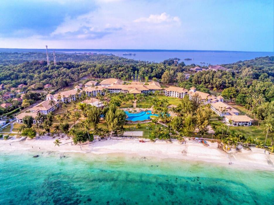 Nirwana Resort Hotel,Bintan>>Batam,5 star